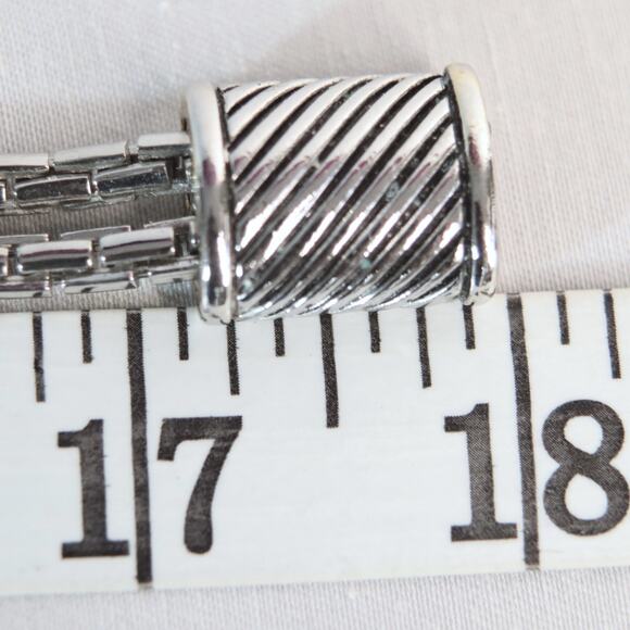 Double Stranded Choker Necklace Silver Tone Cylindrical Links Barrel Clasp - Picture 7 of 9